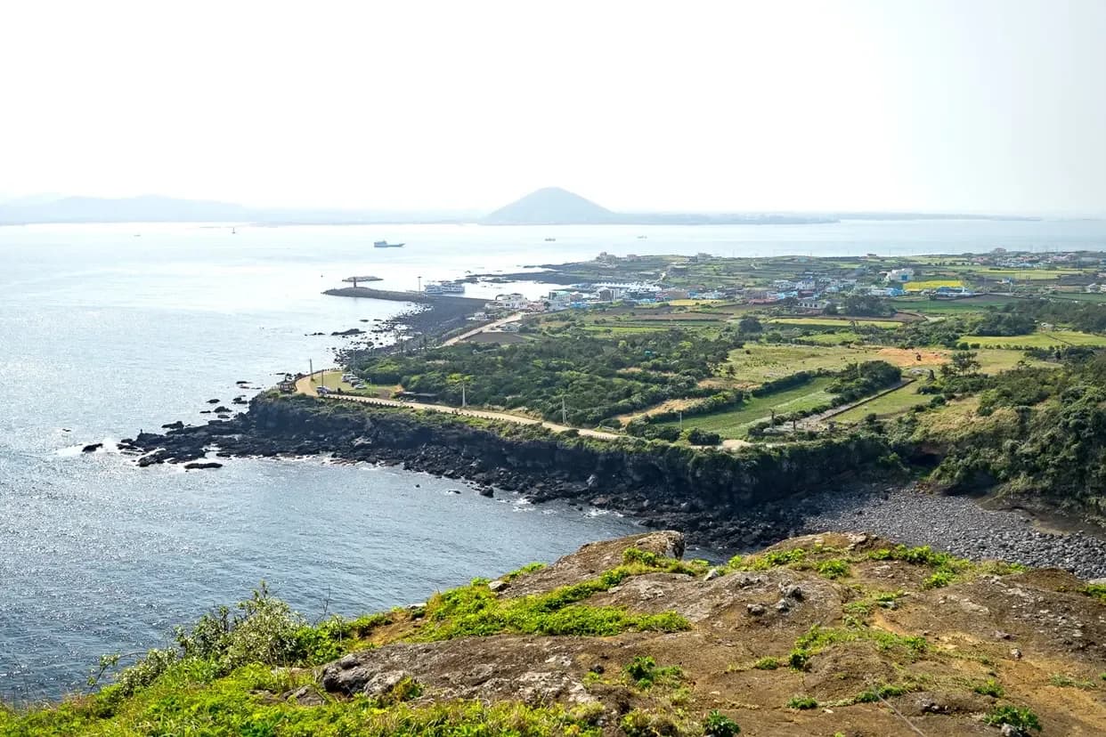 Someorioreum Volcanic Cone (Udobong Peak)